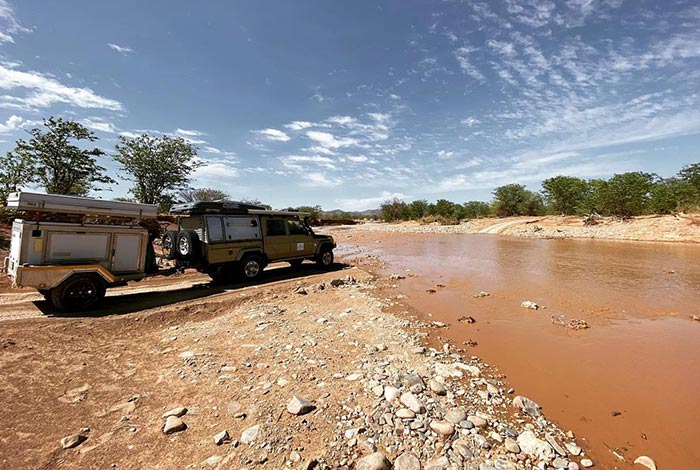 Tour del Kaokoland fuoristrada pesante-damaraland-sesfontein